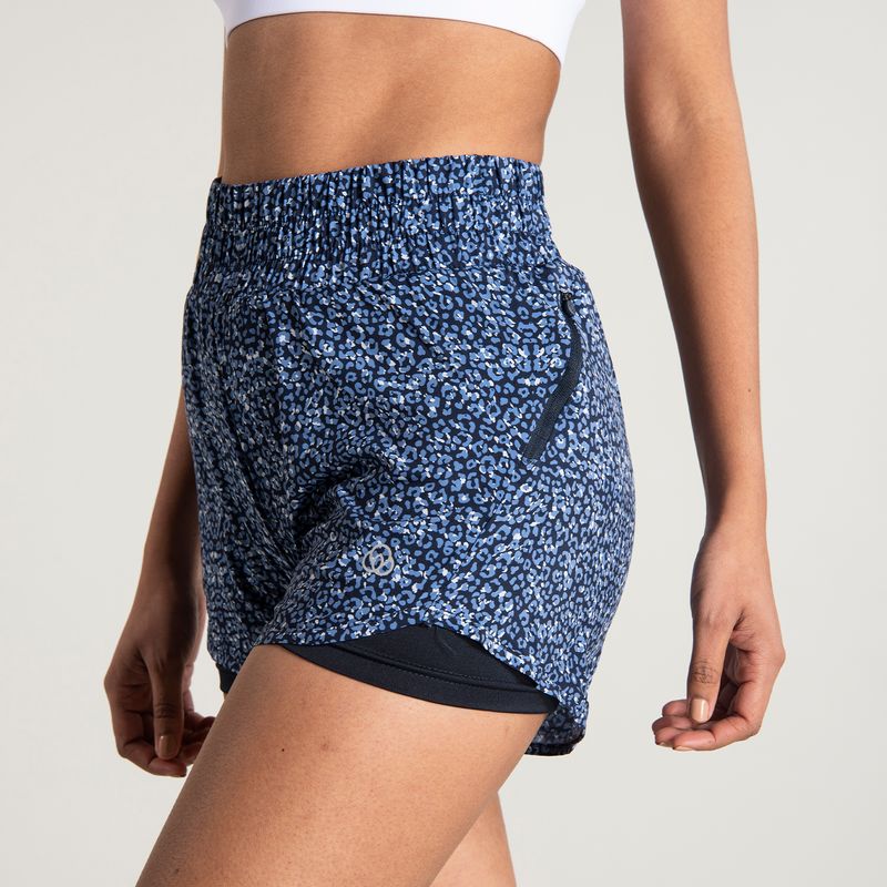 Short-W-inn-Leg-Sofia