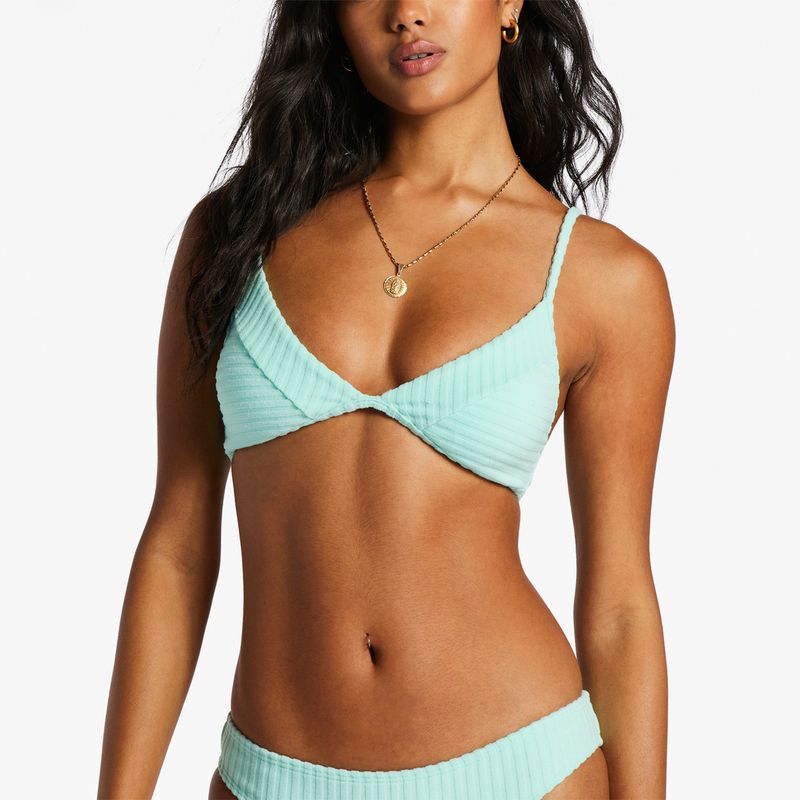 Bikini-Sosten-In-The-Loop-Triangle