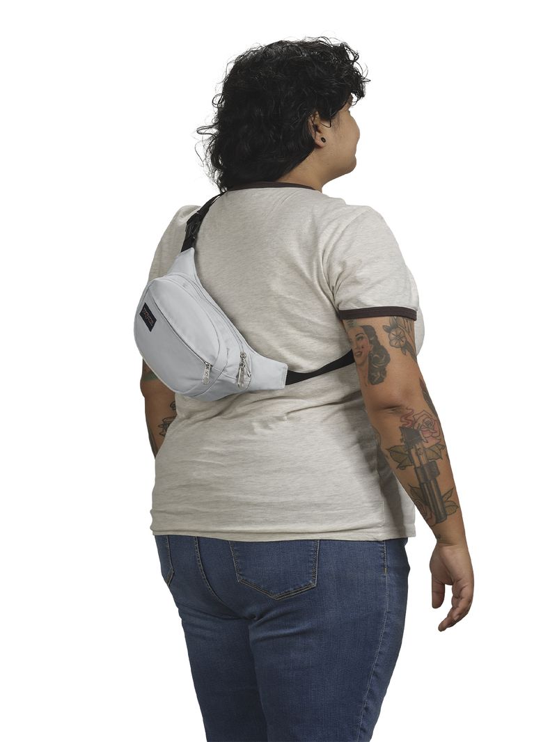 BANANO-JANSPORT-FIFTH-AVENUE-GRIS