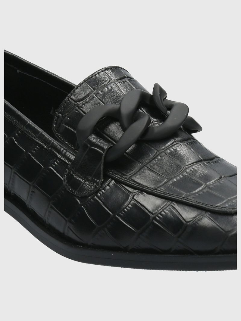 Mocasin-Cuero-Mujer-Roberta-Negro
