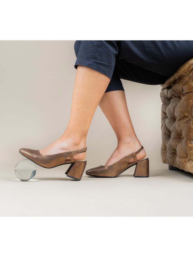 Zapato-Mujer-Anto-Dorado-Azaleia