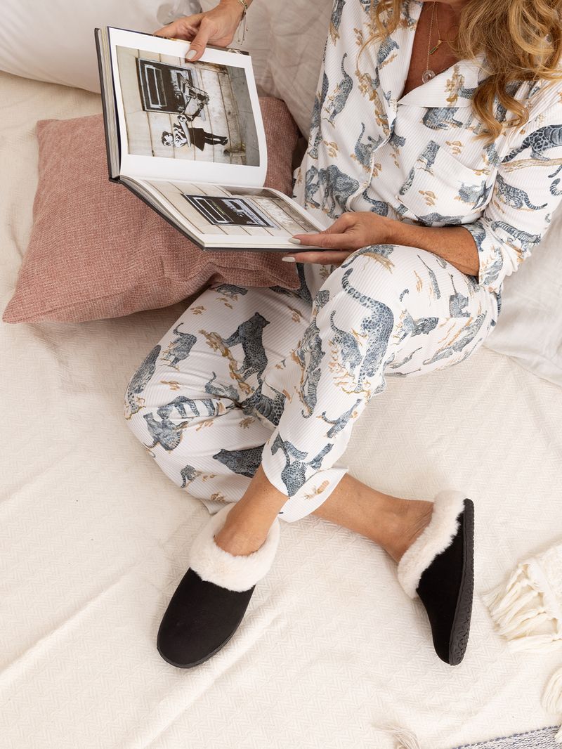 Pantufla-Mujer-Baxter-Negro-Azaleia