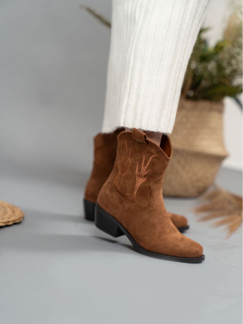 Botin-Mujer-Jana-2-Cognac-Azaleia