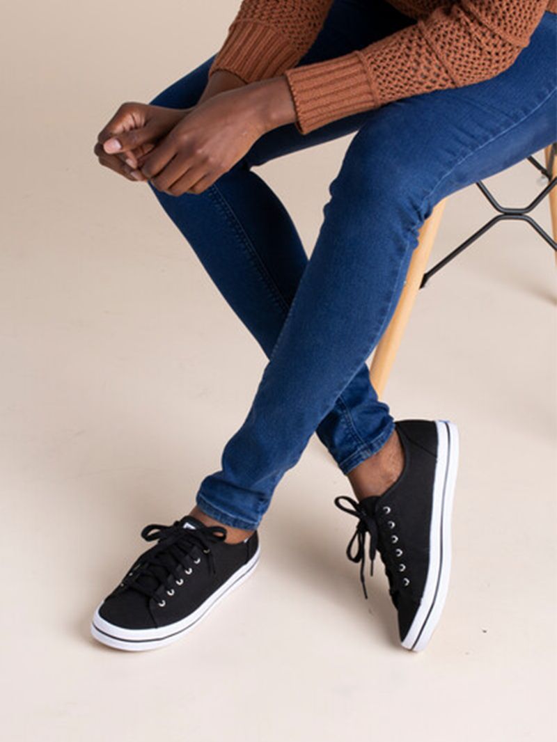Zapatilla-Kickstart-Canvas-Negra