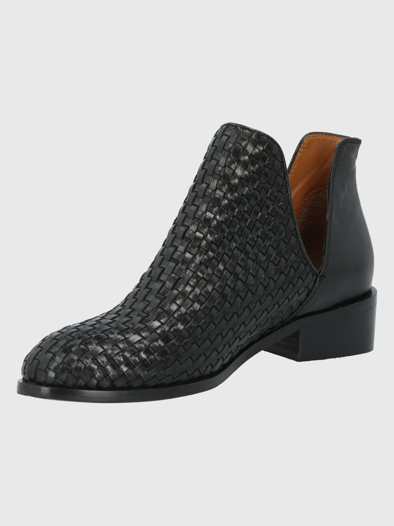 BOTIN CUERO VITORIA NEGRO