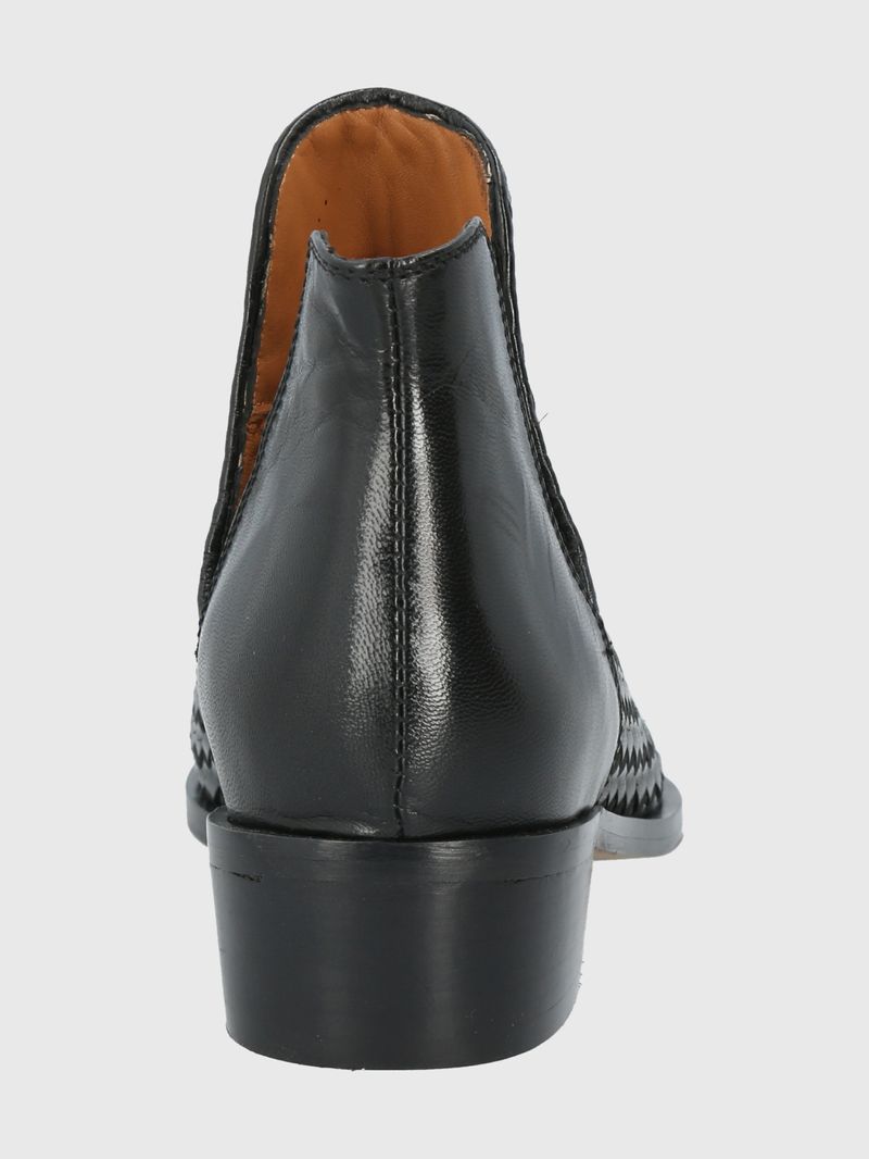 BOTIN CUERO VITORIA NEGRO