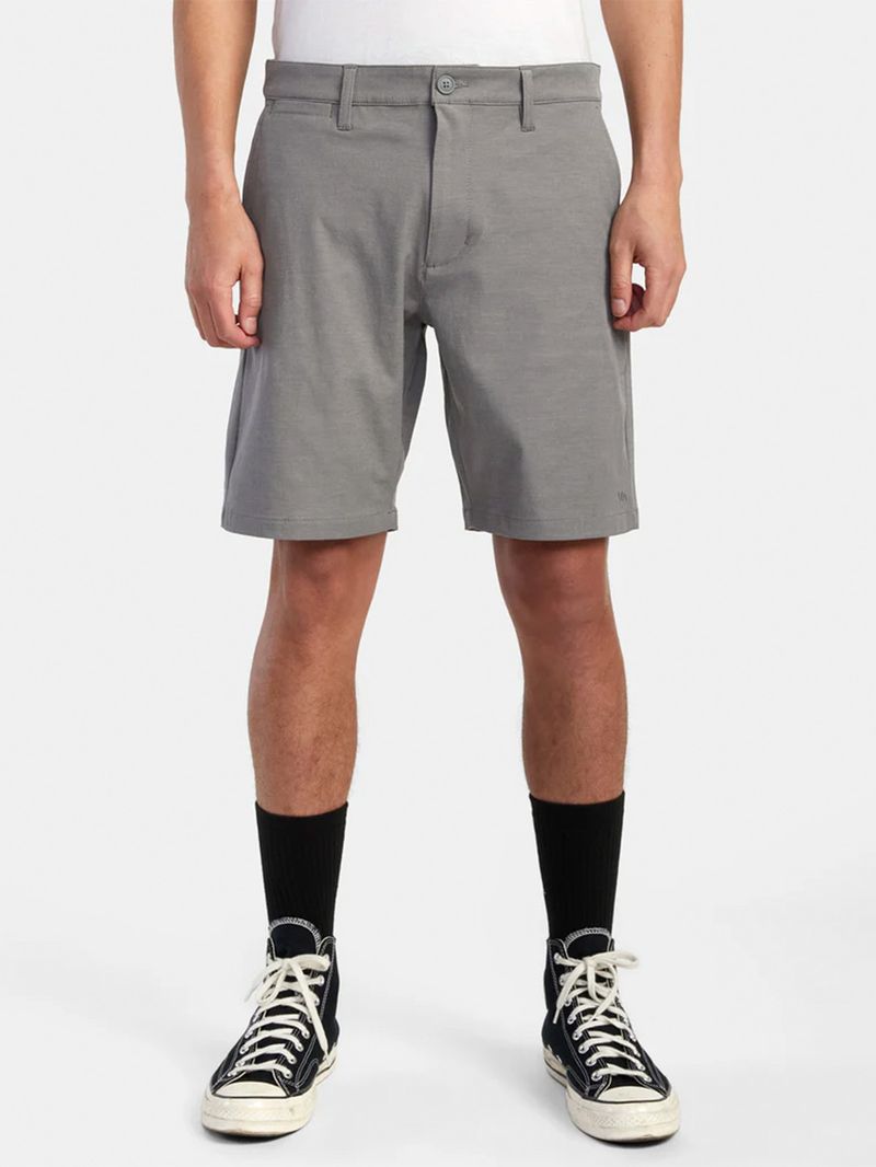 Short-Hombre-Back-In-Hybrid-Gris-RVCA