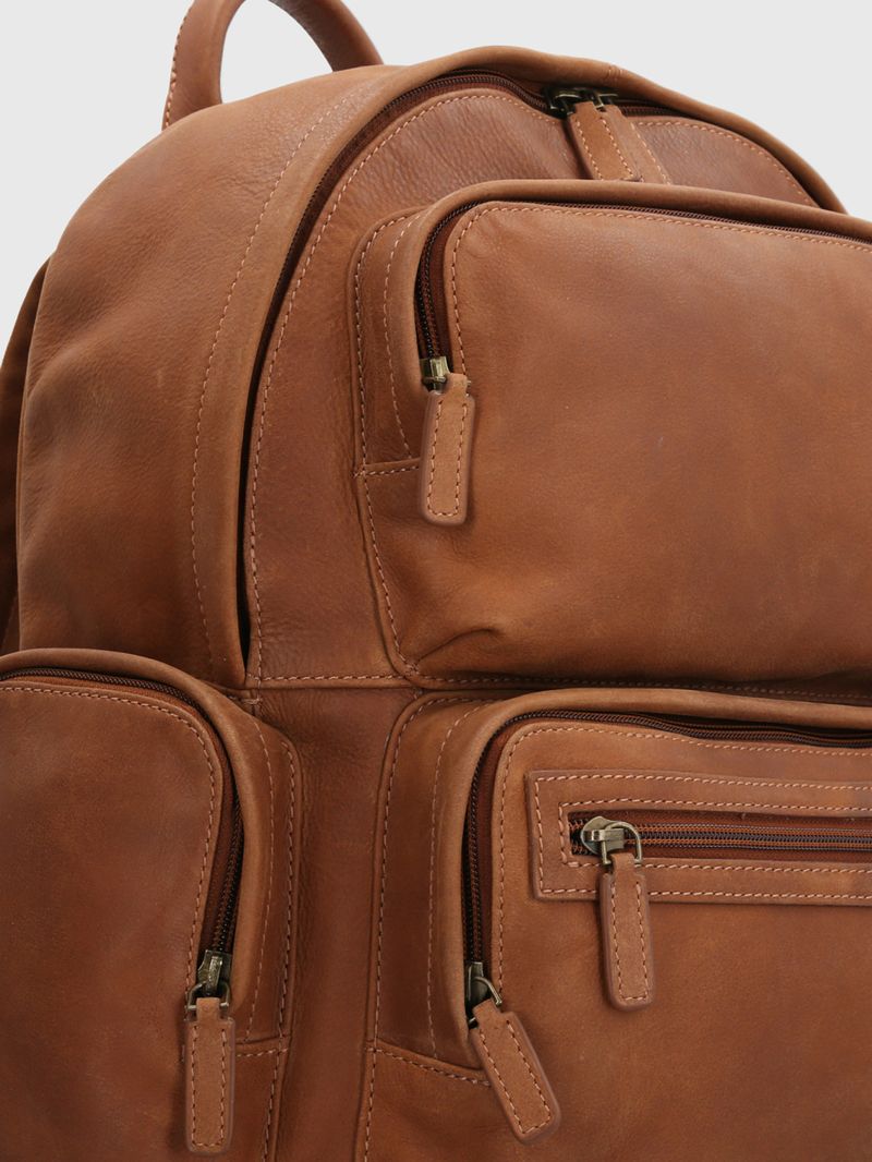 Mochila-Cuero-Hombre-Th-Richmond-Back-Cafe-Hush-Puppies