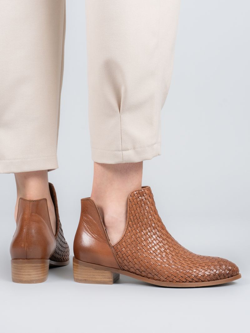 Botin-Cuero-Mujer-Vitoria-Cafe-Claro--