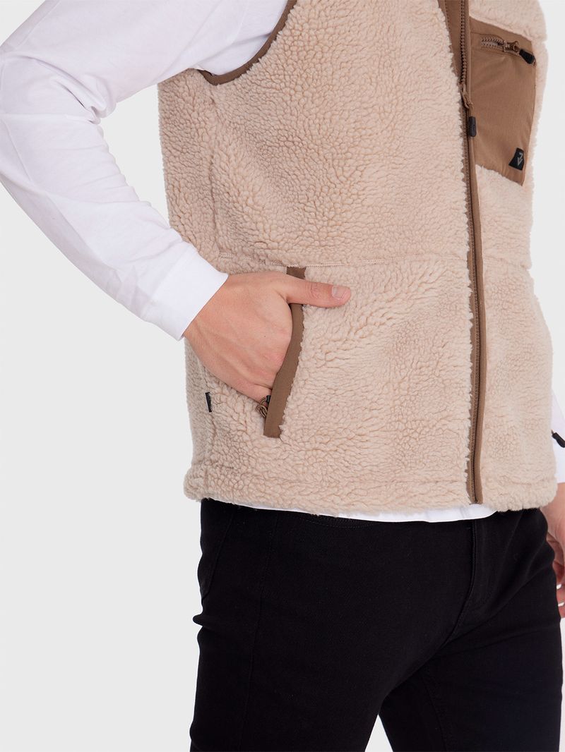 Vest-Sherpa-Sin-Mangas-Crema-7Veinte