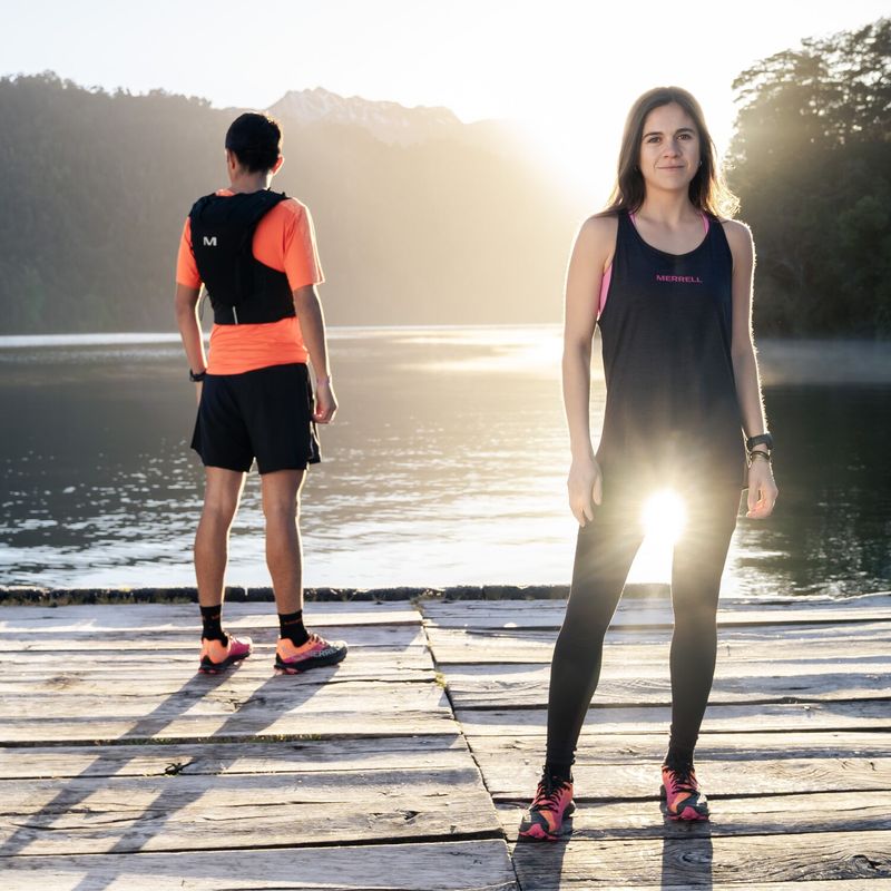 Polera Mujer Trail Running Edición Skyfire Negro Merrell