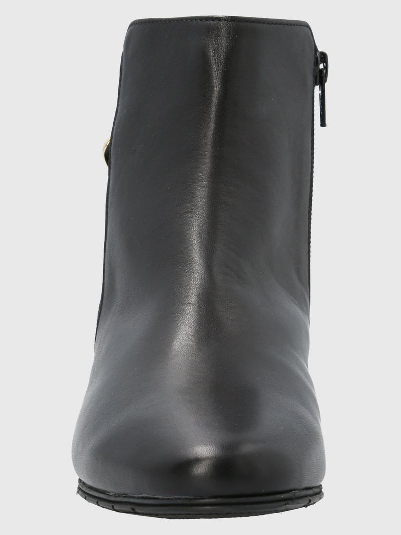 Botin-Brunate-Cuero-Alesandra-Negro