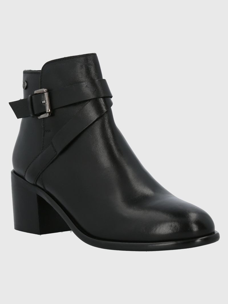Botin-Cuero-Amanda-Negro