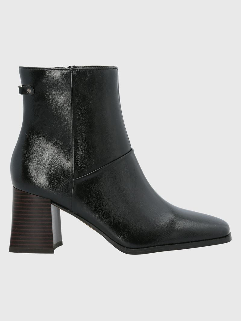 Botin-Ivvy-Negro