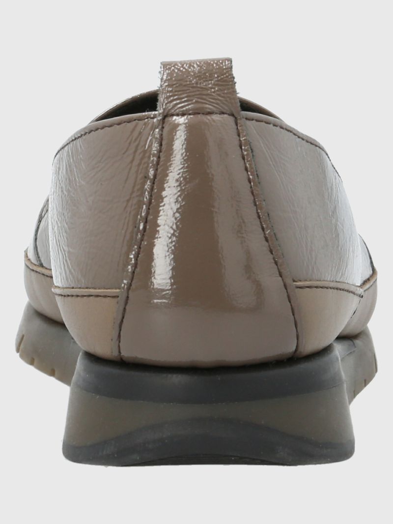 Zapato Slip On Cuero Judy Café