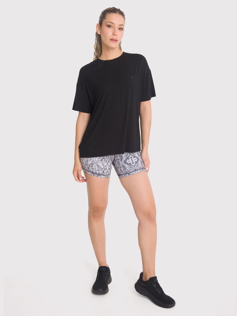 Polera-Mujer-Anto-II-Negra-Bsoul