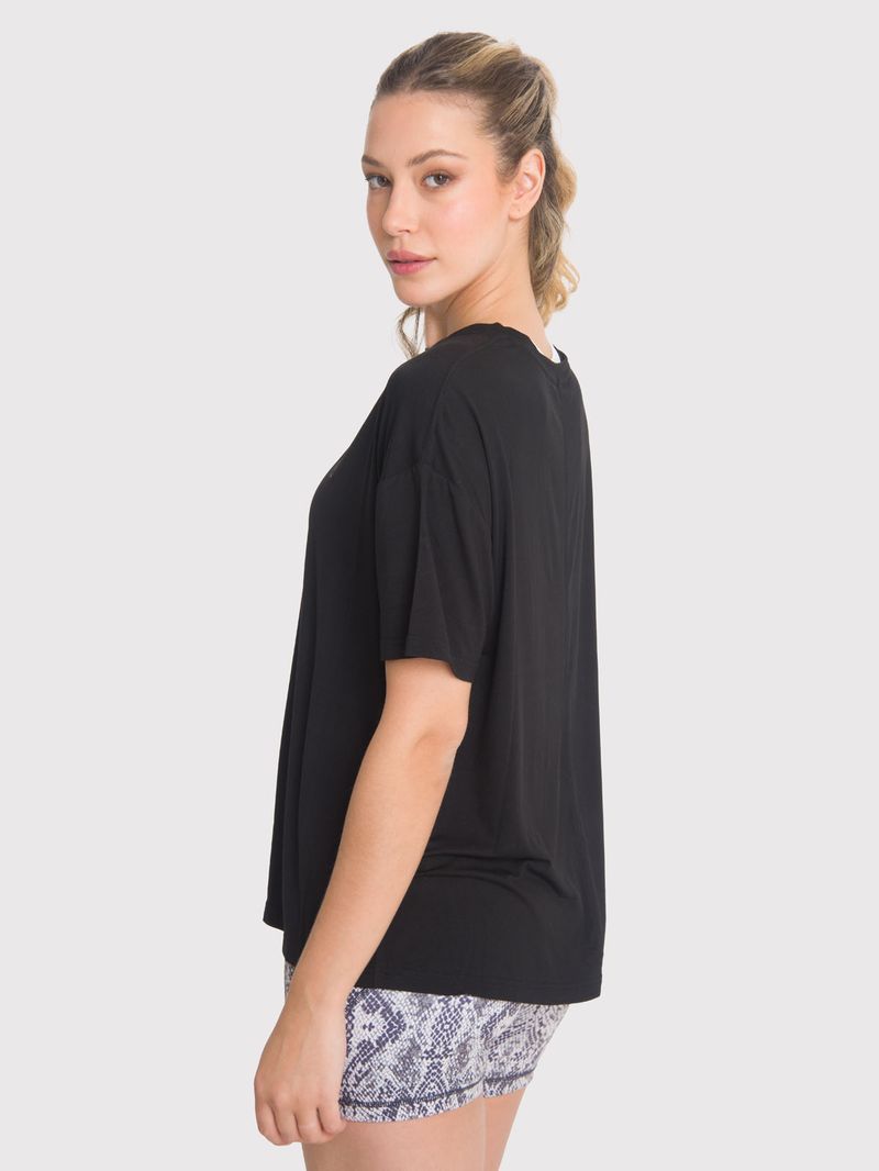 Polera-Mujer-Anto-II-Negra-Bsoul