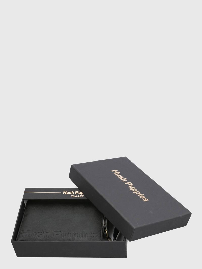 Billetera Ecocuero Mujer Drina Passport Negro Hush Puppies