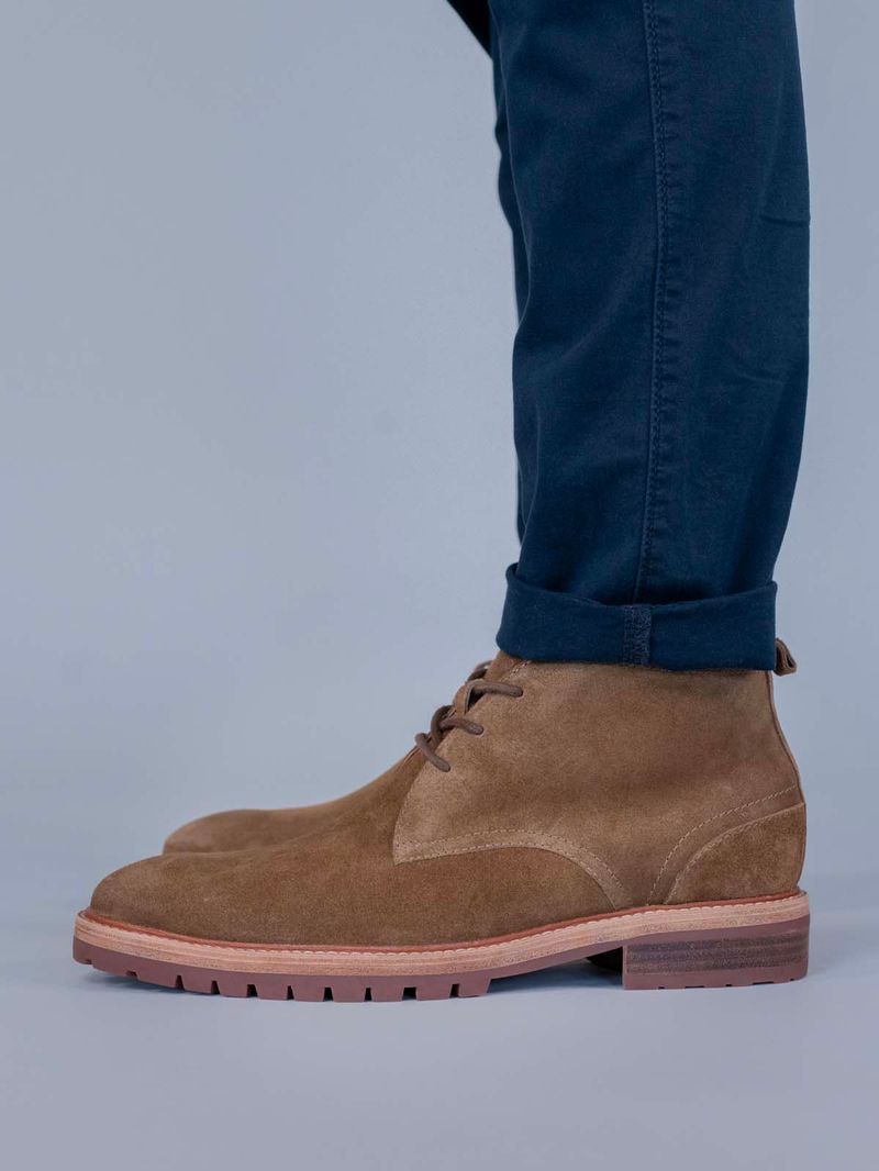Botin-Cuero-Milvio-Cafe-Hush-Puppies