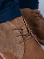 Botin-Cuero-Milvio-Cafe-Hush-Puppies