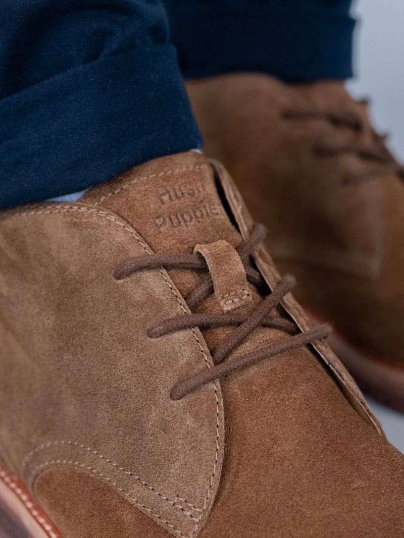 Botin-Cuero-Milvio-Cafe-Hush-Puppies