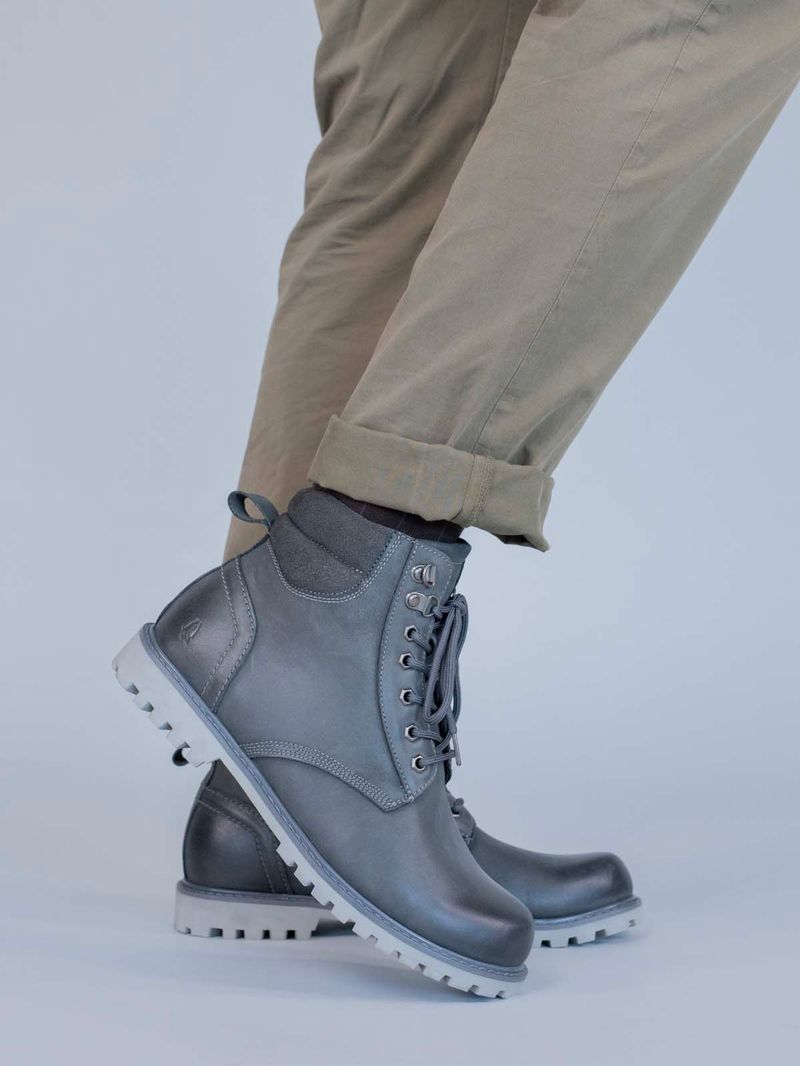 Botin-Cuero-Maxwell-Gris-Hush-Puppies