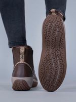 Botin-Cuero-Spinal-Rug-Chelsea-Cafe-Hush-Puppies