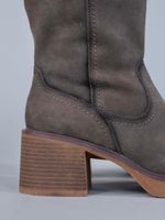 Bota-Cuero-Estella-Gris-Hush-Puppies