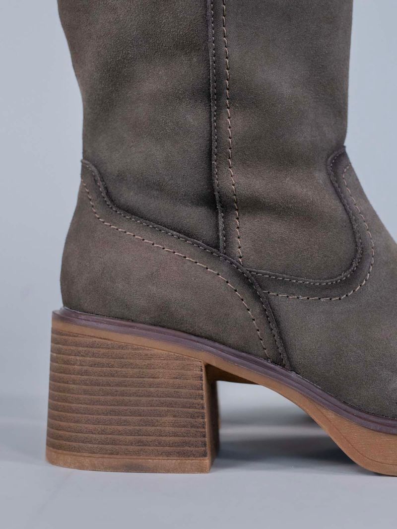 Bota-Cuero-Estella-Gris-Hush-Puppies