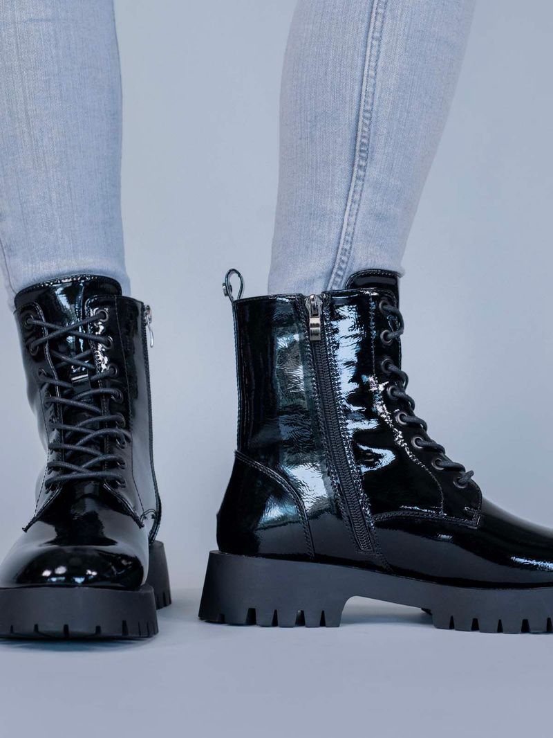 Botin-Orion-Negro-Hush-Puppies