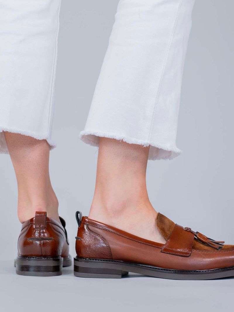 Mocasin-Italiano-Cuero-Wyatt-Cafe-Hush-Puppies