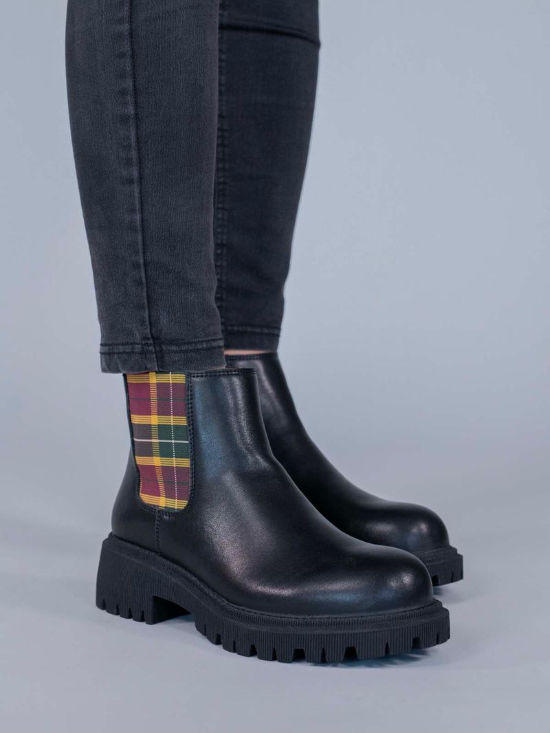 Botin-Cuero-Mujer-Lacock-Negro