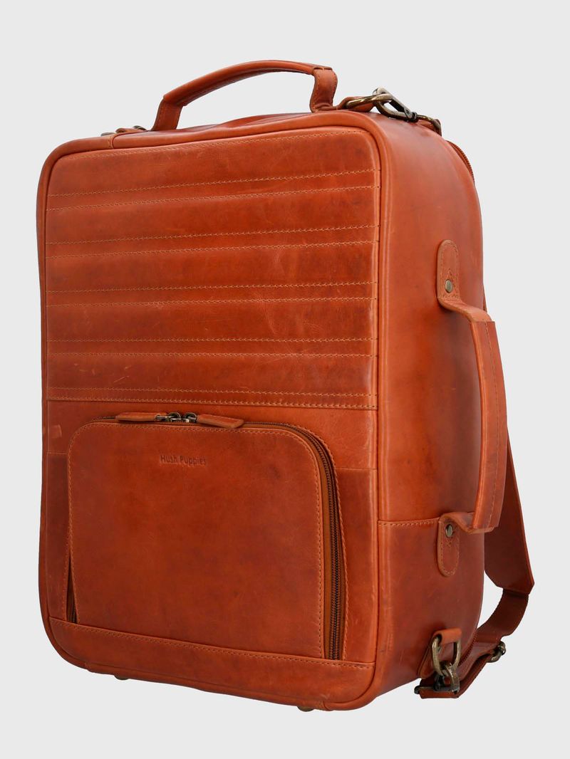 Mochila-Cuero-Hombre-Om-Middleton-Back-Cafe-Hush-Puppies