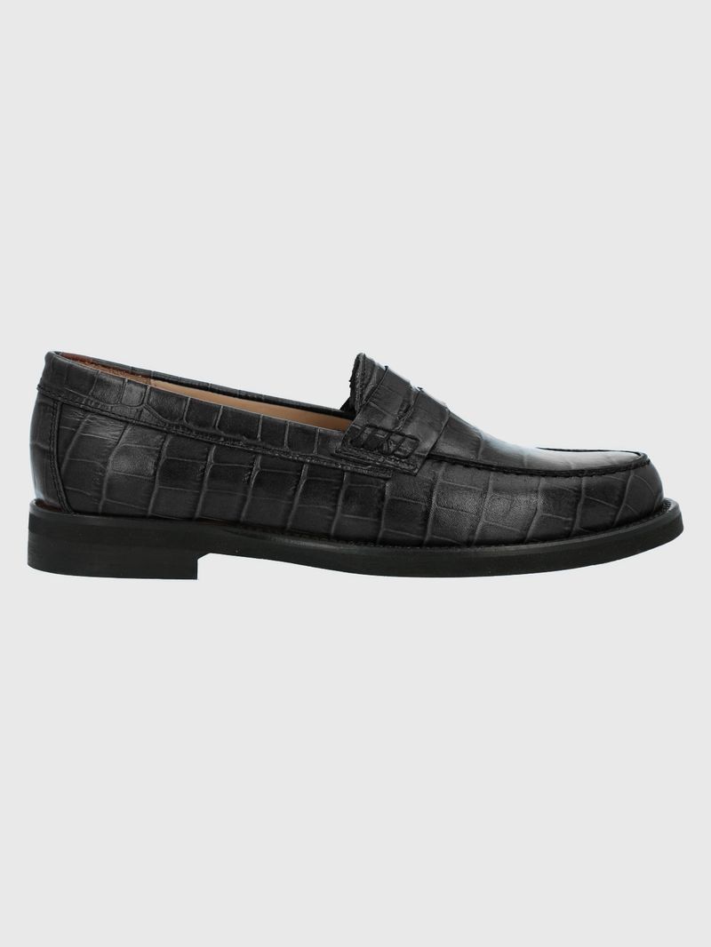 Mocasin-Cuero-Mujer-Uma-Negro-Hush-Puppies-