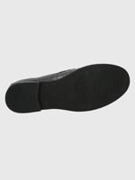 Mocasin-Cuero-Mujer-Uma-Negro-Hush-Puppies-