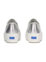 Triple Up Cuero Metálica