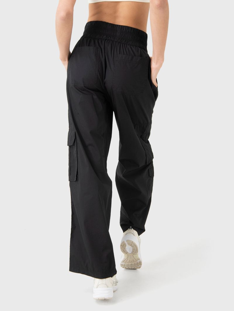 Pantalon-Mujer-Light-Cargo-Negro-Bsoul