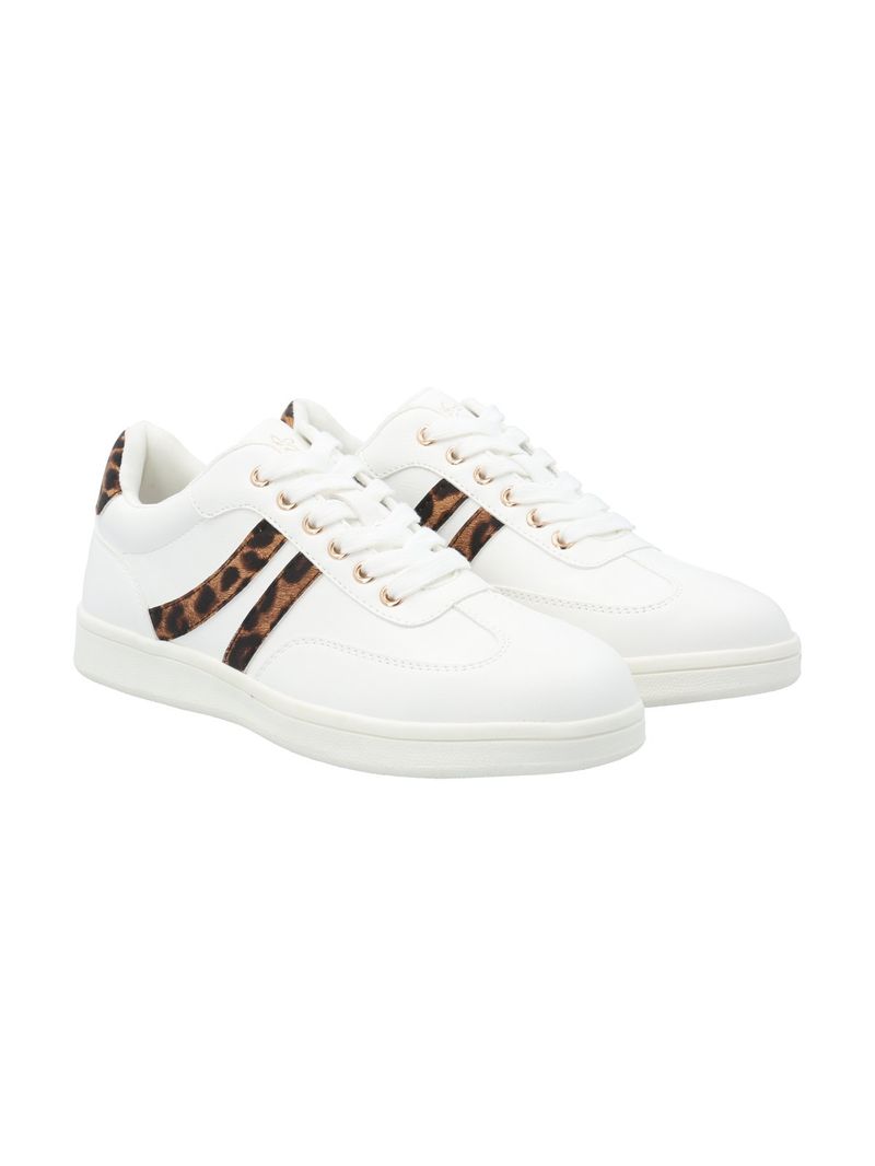 Zapatilla-Mujer-Adiela-Blanco-Leopardo-Azaleia