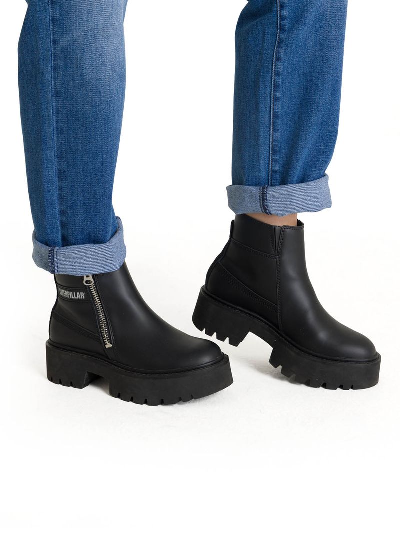 Botin-Cuero-Colorado-Max-Chelsea-Mujer-Negro-Cat