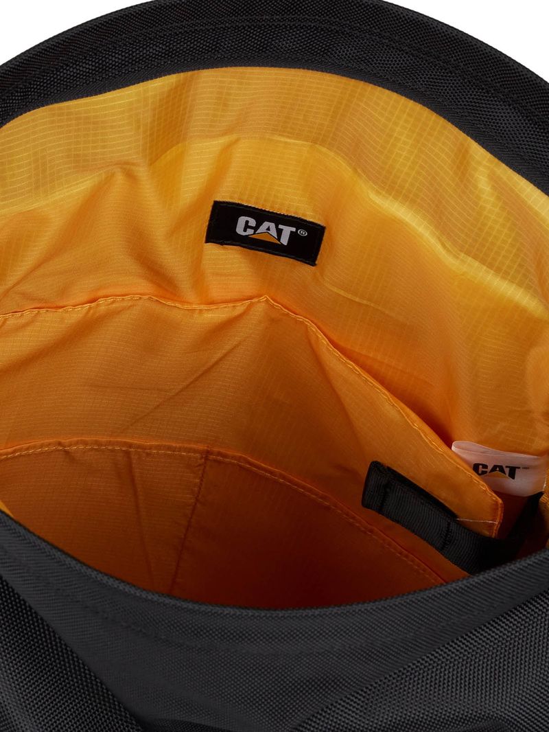 Mochila-Unisex-Utility-X-Rolltop-Negro-CAT
