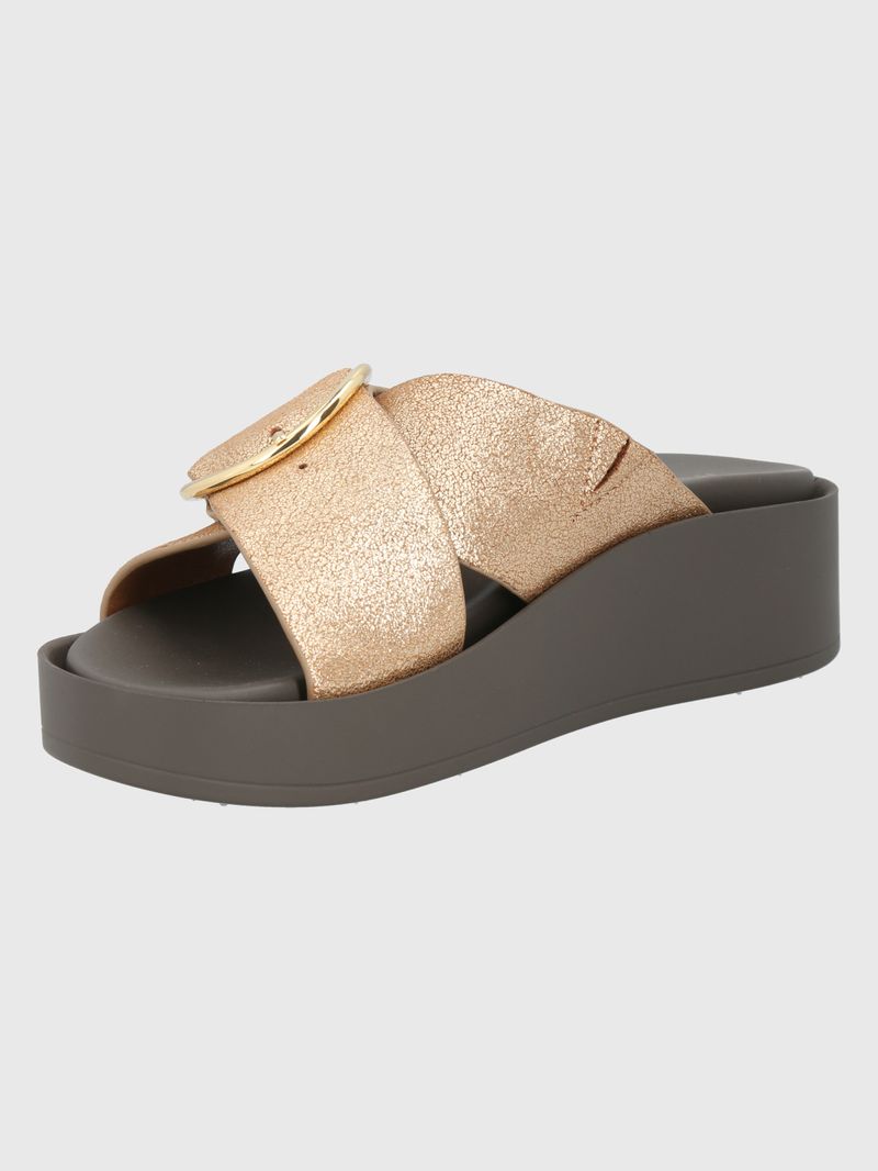 Sandalia-Cuero-Mujer-Gise-Dorado