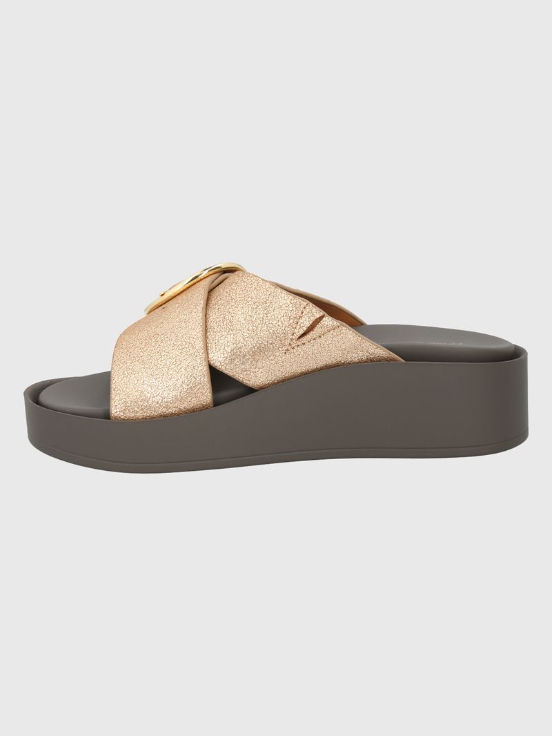 Sandalia-Cuero-Mujer-Gise-Dorado