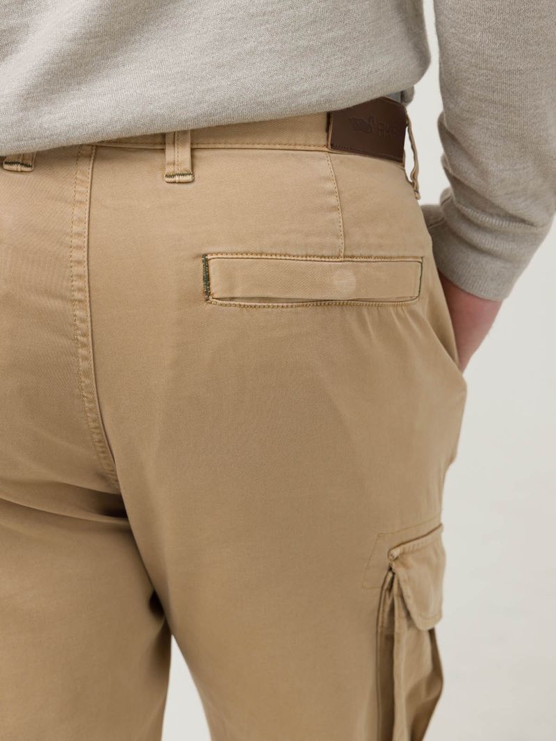 Pantalon--Hombre-Vitto-Cafe-Rockford