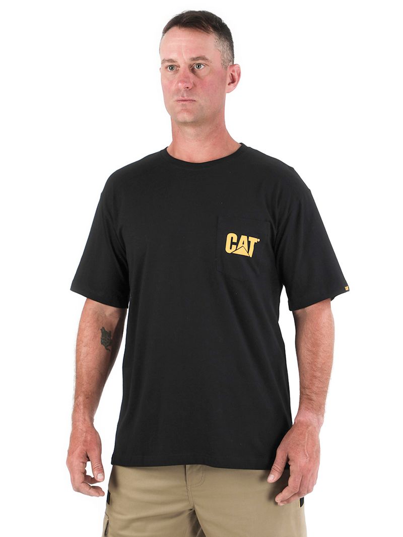 Polera Manga corta Casual Hombre LOGO POCKET TEE Negro CAT