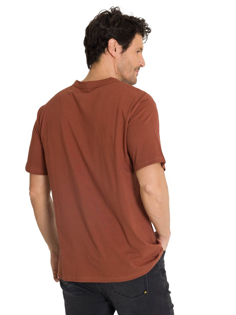 Polera Manga Corta Hombre Roam Free Terracota CAT
