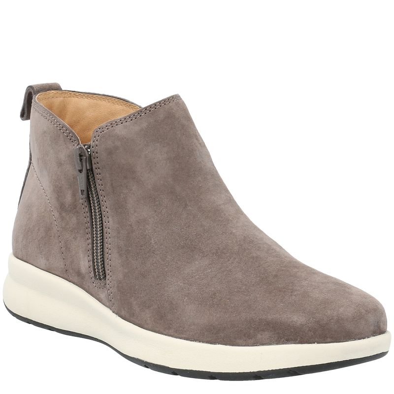 Botin-Cuero-Mujer-Spinal-Bootie---Hush-Puppies