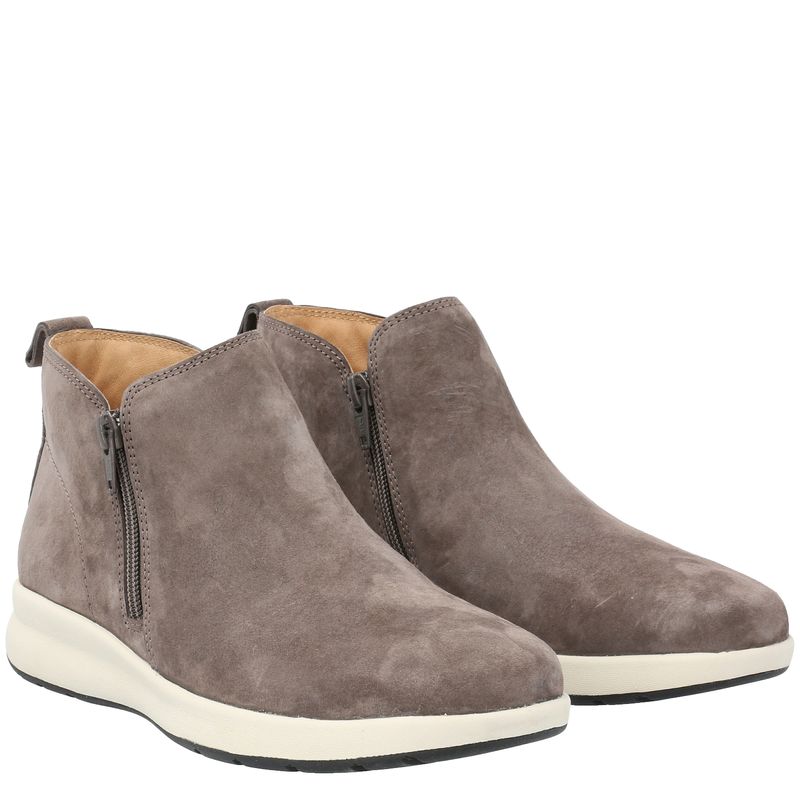 Botin-Cuero-Mujer-Spinal-Bootie---Hush-Puppies